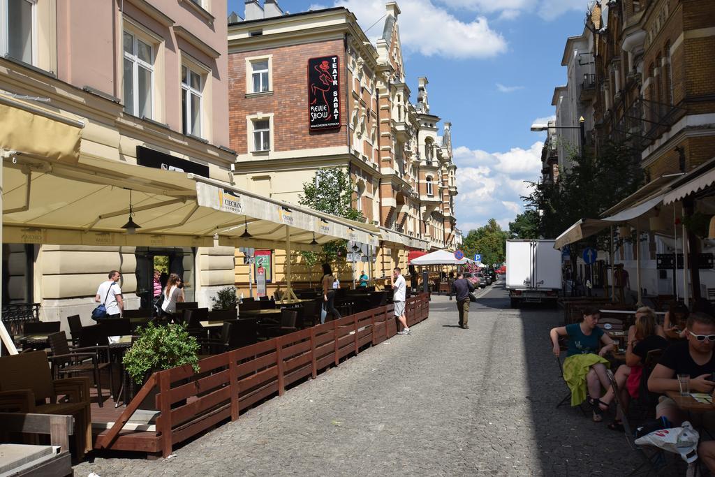 Elegant Apartment Copernicus Варшава Екстериор снимка