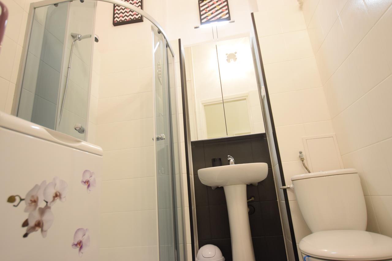 Elegant Apartment Copernicus Варшава Екстериор снимка