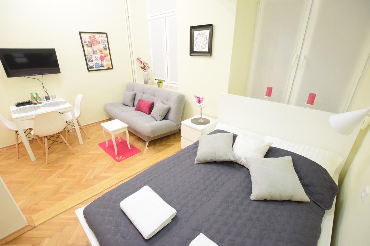 Elegant Apartment Copernicus Варшава Екстериор снимка