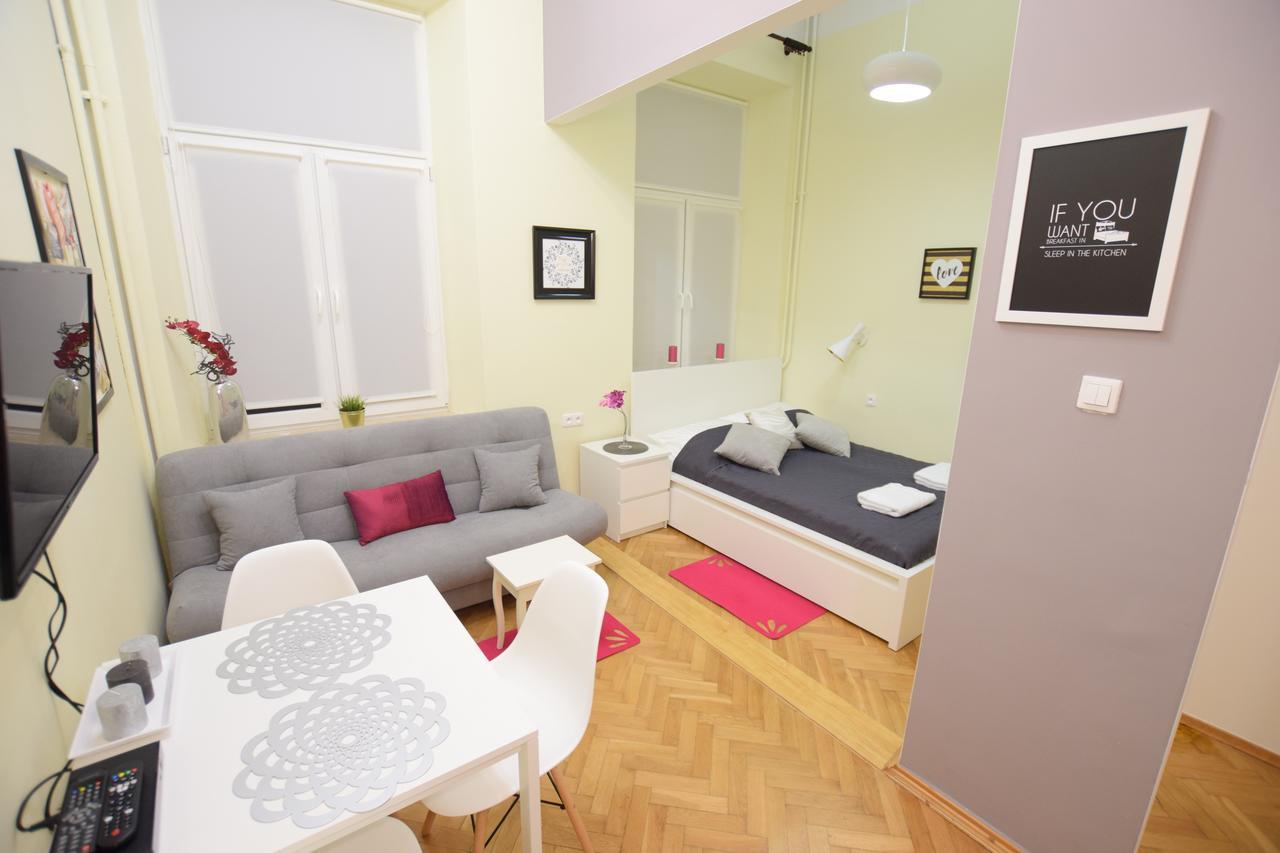 Elegant Apartment Copernicus Варшава Екстериор снимка