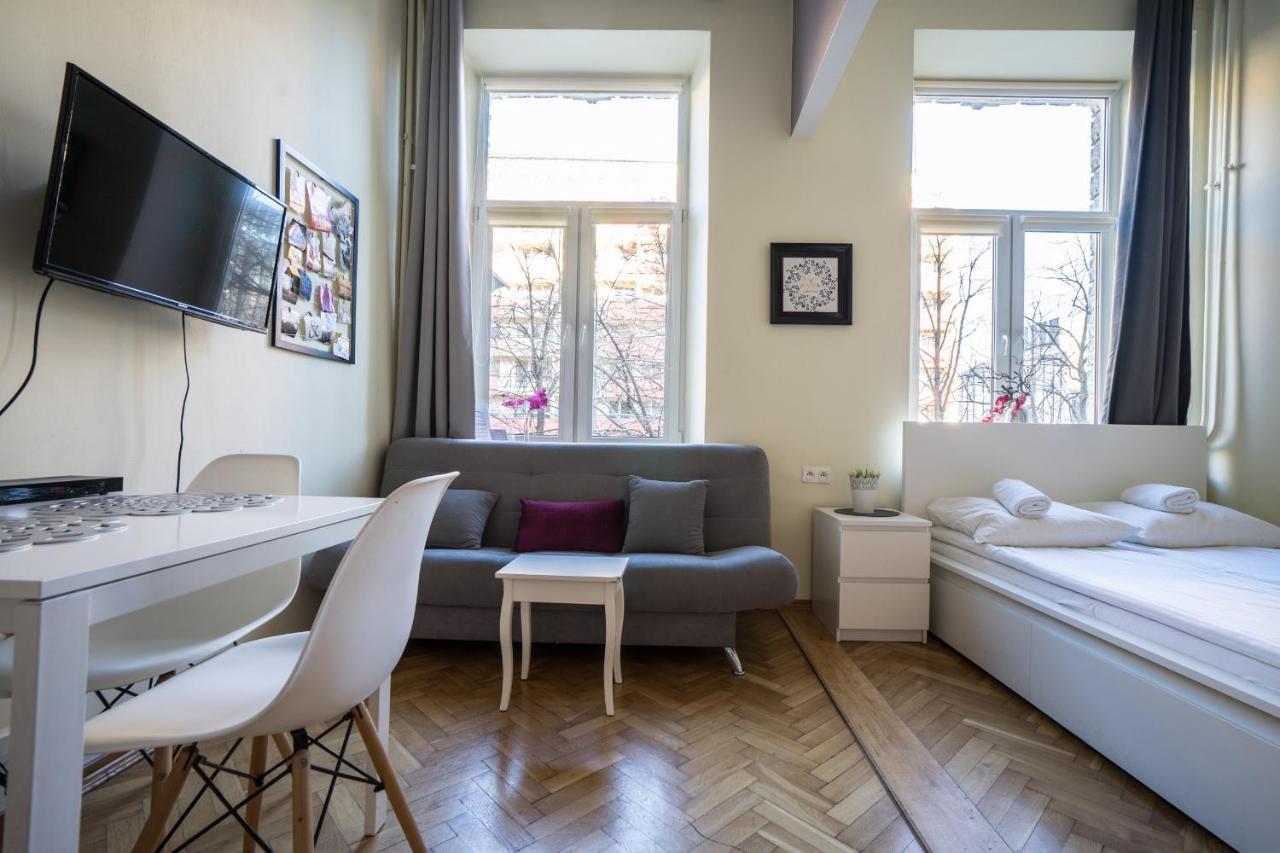 Elegant Apartment Copernicus Варшава Екстериор снимка