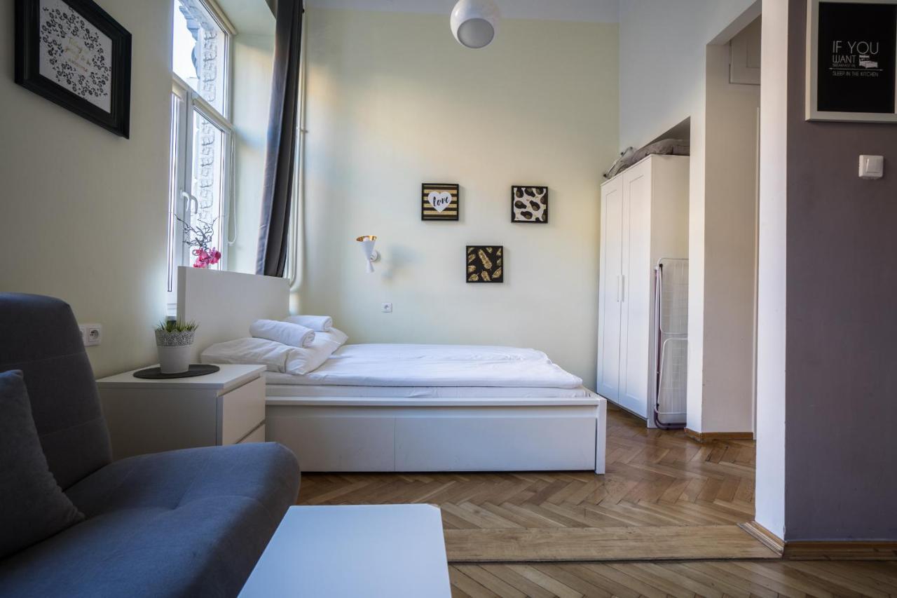 Elegant Apartment Copernicus Варшава Екстериор снимка