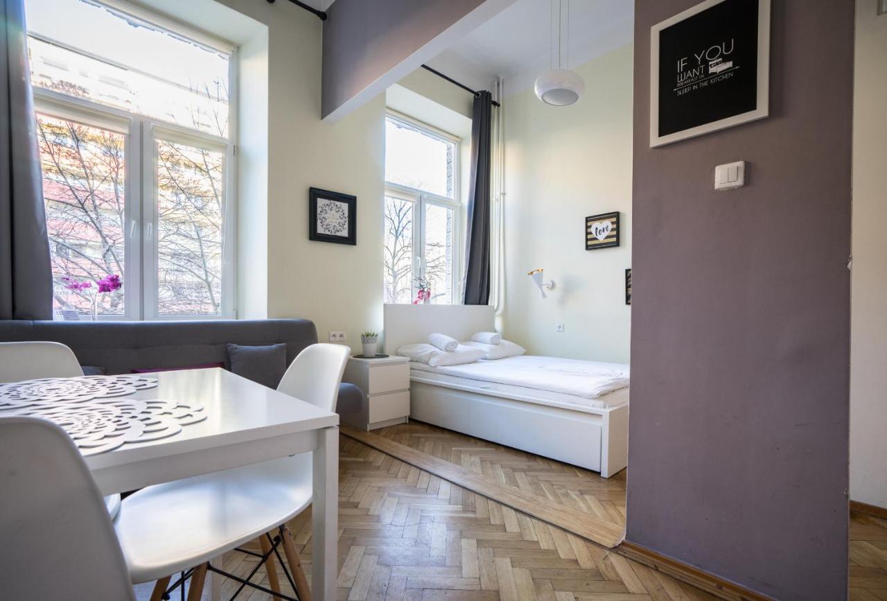 Elegant Apartment Copernicus Варшава Екстериор снимка