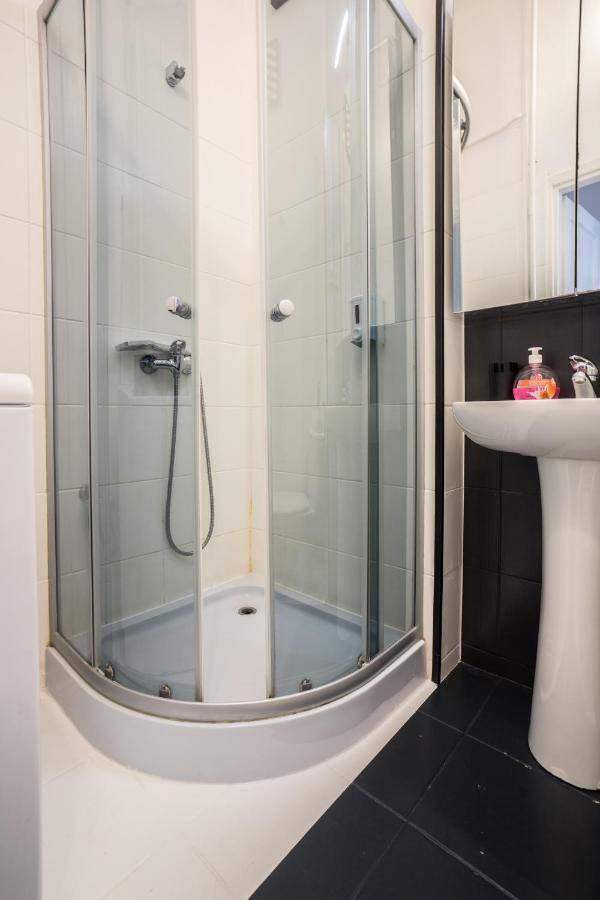 Elegant Apartment Copernicus Варшава Екстериор снимка