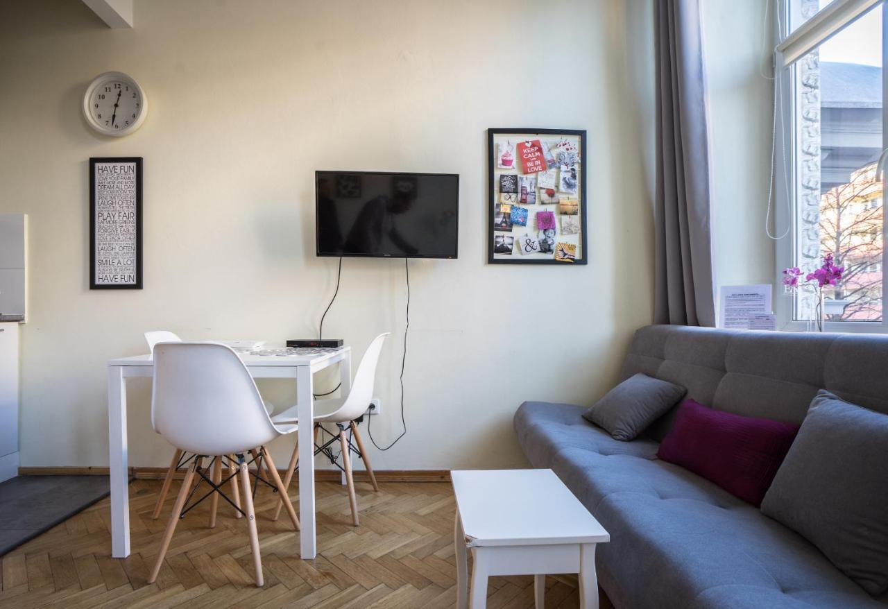 Elegant Apartment Copernicus Варшава Екстериор снимка